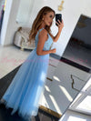 Nela bleu ciel
