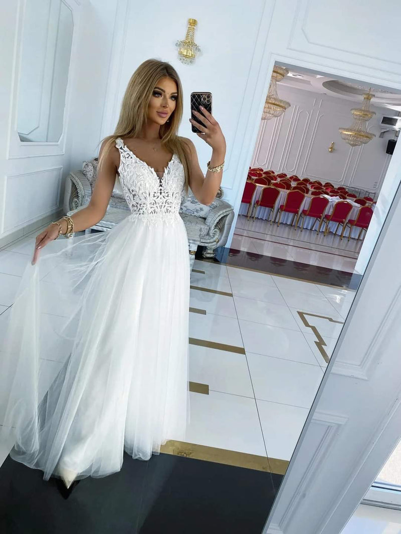 Nela blanche